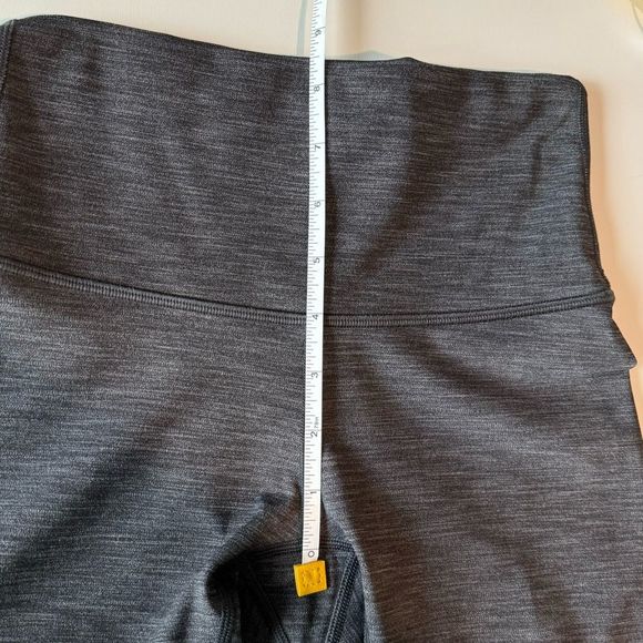 Lululemon Wunder Under High-Rise Tight 28" Legging Heathered Grey Size 2 - Picture 10 of 13